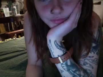 girl
        maggieraphaelle cam image #769694