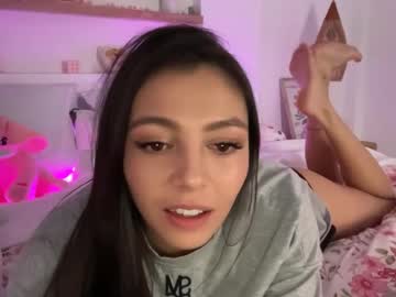 girl
        keirasworld cam image #6802196