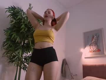 girl
        kristi_ginger cam image #6333676
