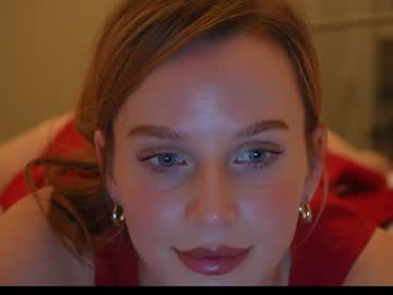 girl
        ellaa91 cam image #3406800