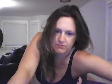 couple
        here_4u1983 cam image #1683112