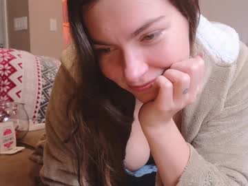 girl
        chroniclove cam image #5609805