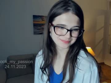 girl
        look_my_passion cam image #2922037