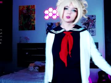 girl
        madnessalise cam image #2021342