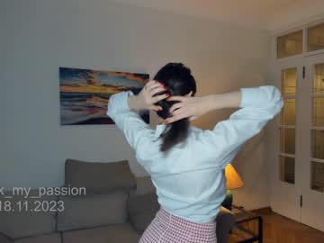 girl
        look_my_passion cam image #2878870