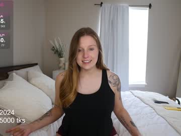 girl
        reign_rellic_ cam image #4110810