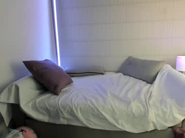 girl
        sweet_littleee cam image #5076636