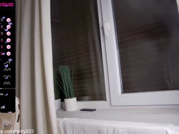 girl
        patry333 cam image #1009573