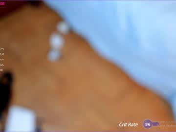 couple
        erarananio cam image #2602730