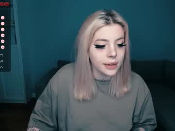 girl Nude Cam Girls Playing Games with succubus_leslie