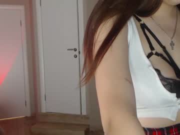 girl
        agata_krowly cam image #507785