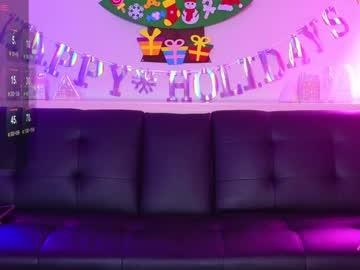 girl
        daphnemadison cam image #5916634