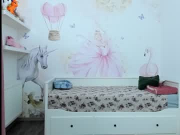 girl
        belovedkhlloe cam image #676340