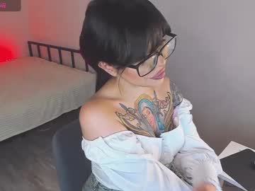 girl
        mynameangel cam image #6236025