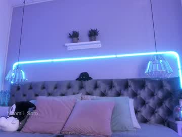 girl
        naomii_soto cam image #6211424