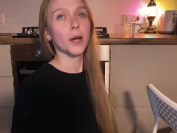 couple
        babyytonight cam image #4364360