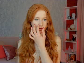 girl
        madeline_jackson cam image #1393521