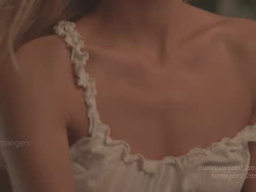 girl
        _2strangers cam image #6306036