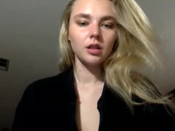 girl
        natashavarga cam image #3575901