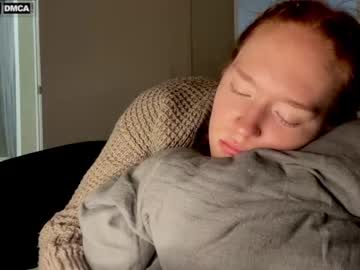 couple Nude Cam Girls Playing Games with mollyelizabethhh