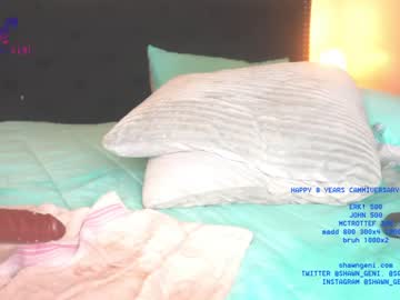 girl
        shawn_geni cam image #1379538