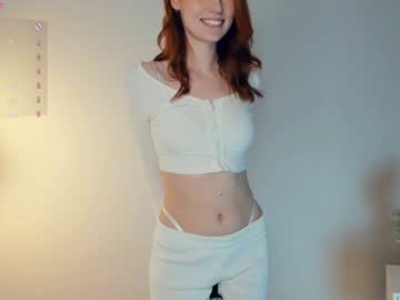 girl
        quennaedger cam image #5639328