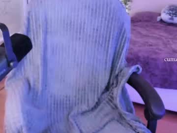 girl
        shesnotuwu cam image #4566674
