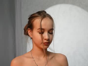 girl
        yeepshyy cam image #5270696