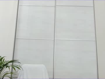 girl
        elizabeth__gray cam image #138711