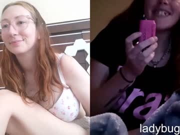girl Nude Cam Girls Playing Games with venomous_trex