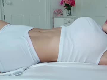 girl
        littlegreekflower cam image #6758223