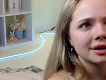 girl
        molly__meow cam image #4990137