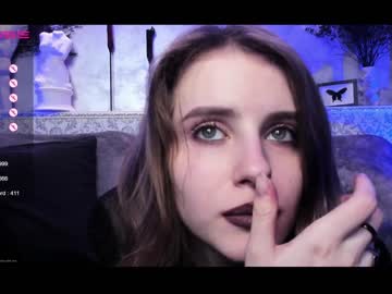 girl
        eleanor_morte cam image #708927