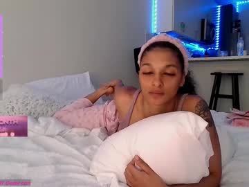 girl
        princess_cece cam image #5498909
