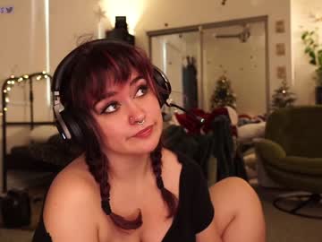 girl
        evelynpiers cam image #3315540