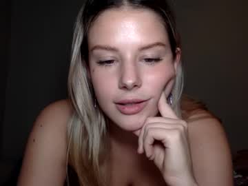 girl
        stassiebabyxo cam image #3352207