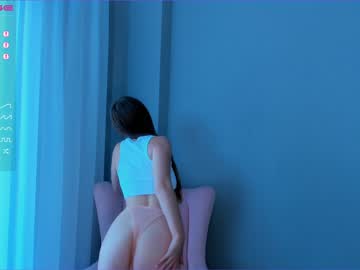 girl
        demifletcher cam image #2019187