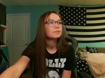 girl
        anabelleleigh cam image #6223620