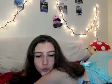 couple
        a_mariejuana69 cam image #4082841