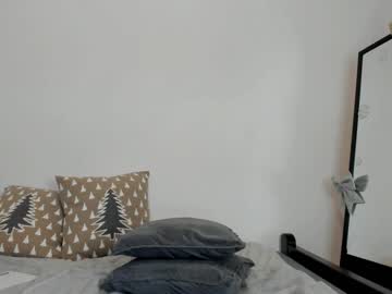 girl
        aria_diaz cam image #3192214