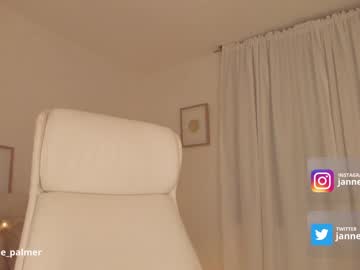 girl
        janne_palmer_ cam image #2900479