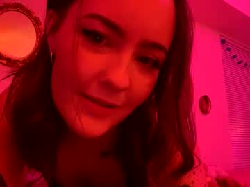 girl
        onepomegranate cam image #5672925