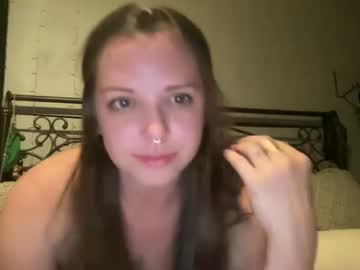 girl
        doubledogdaryou cam image #2132191
