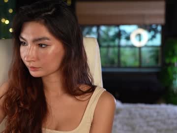 girl
        yvetta cam image #5683925