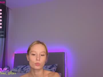 girl
        callme_star cam image #1940410