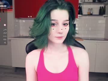 girl
        alicentity cam image #1838077