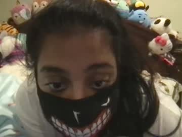 girl
        lilpocketpussy666 cam image #3194683