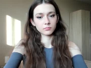 girl
        _wilson__ cam image #1762867