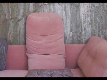 girl
        mona_elisa cam image #2895842