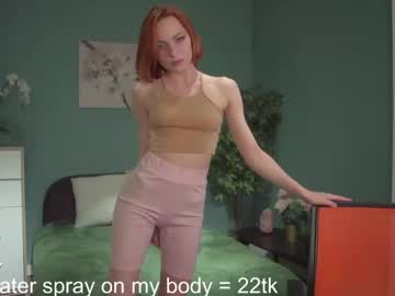 girl
        linda_kalev cam image #4365584